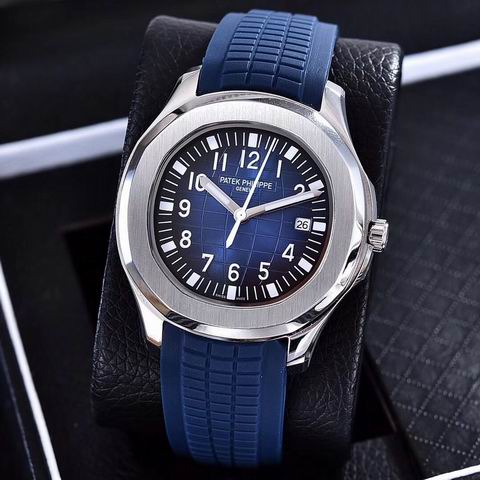 Patek Philippe Watch 251